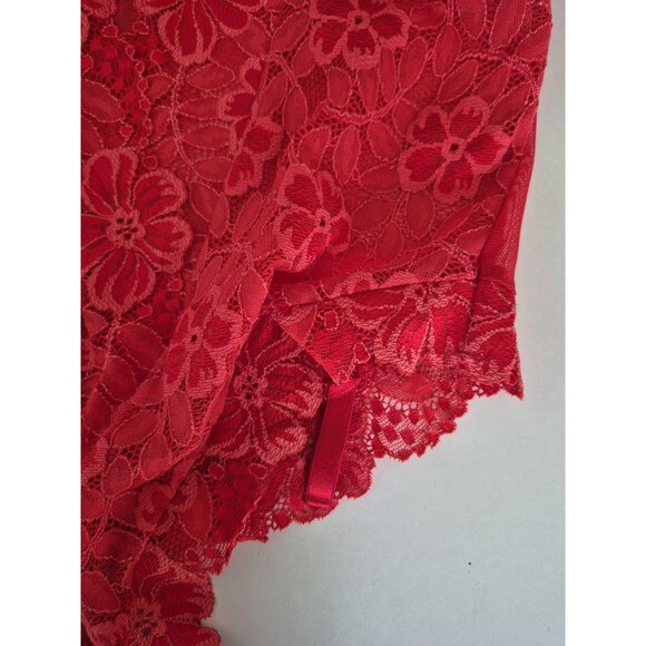 Victoria's Secret Vintage Y2K Red Floral Mesh Lace Thong Bodysuit Womens 36C - Picture 11 of 13